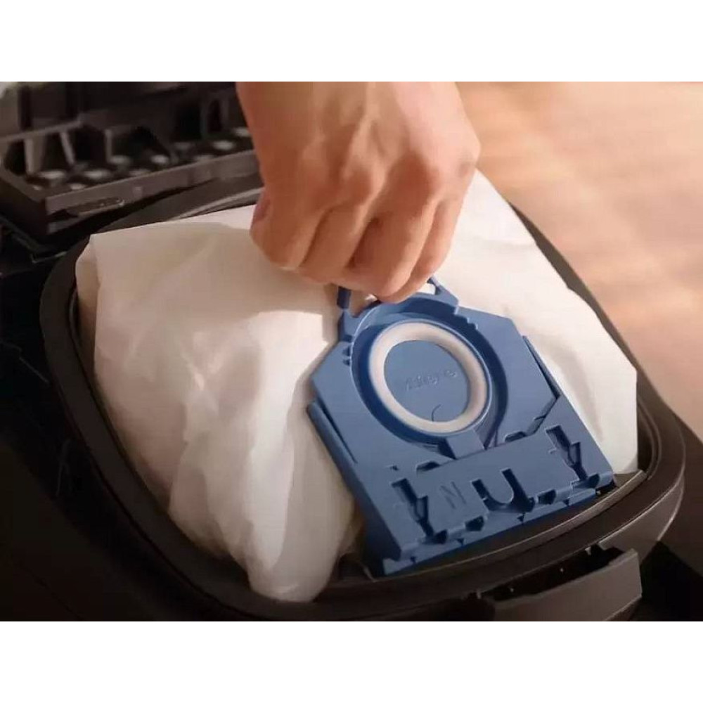 Пылесос Miele Classic C1 SBAF5 Junior PowerLine серый