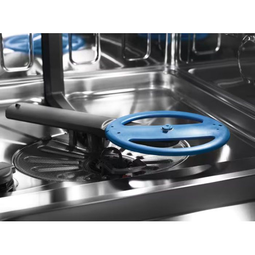 Встраиваемая посудомоечная машина Electrolux EEG48300L