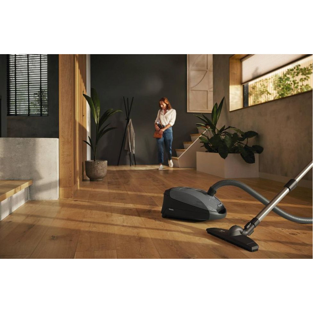 Пылесос Miele Classic C1 SBAF5 Parquet XL PowerLine серый