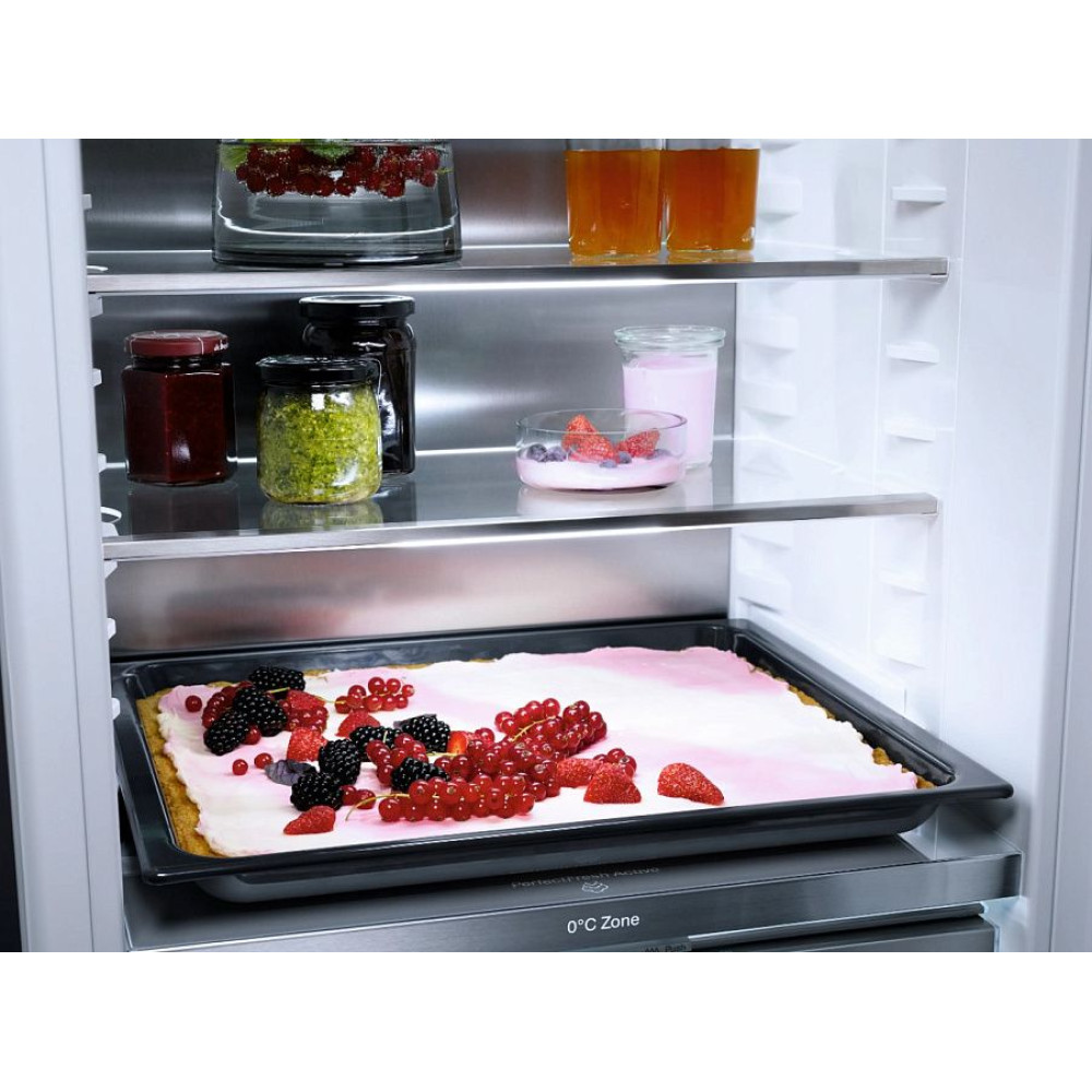 Холодильник Miele KFN 7744 C