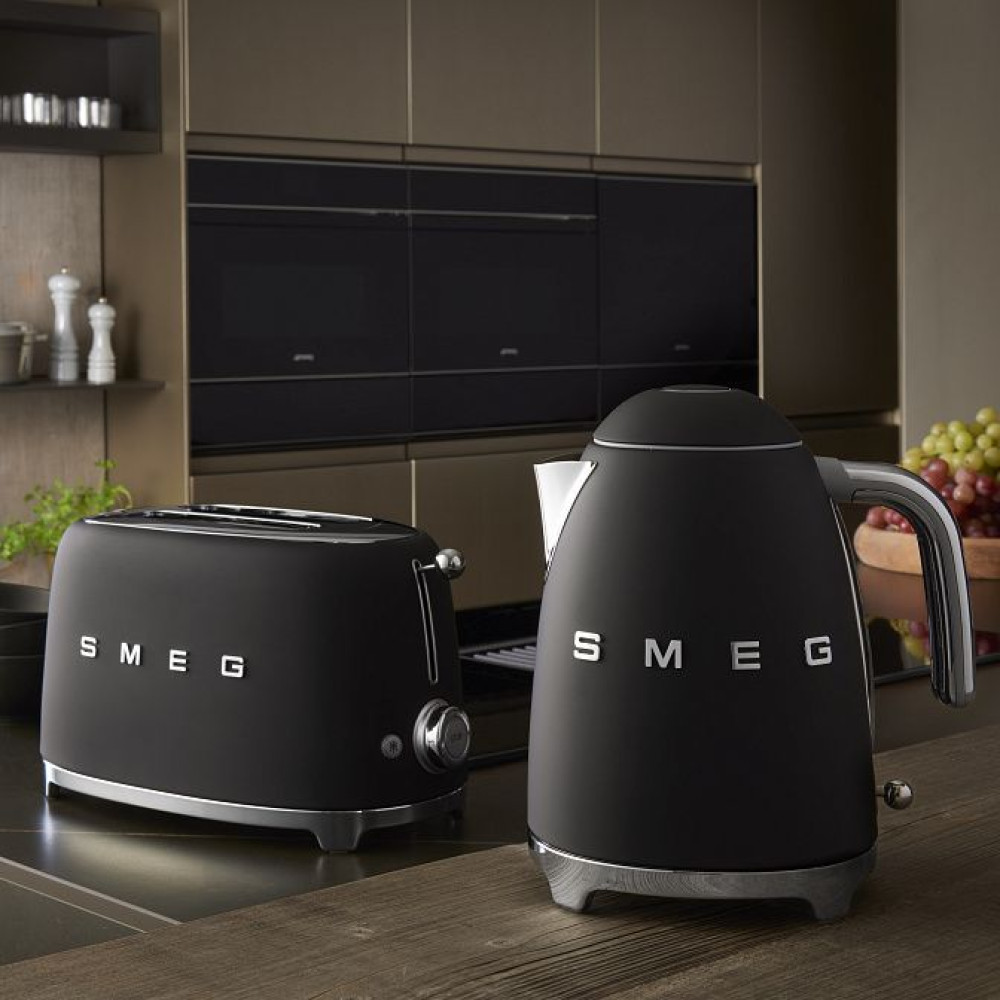 Тостер Smeg TSF01BLMEU