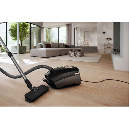 Пылесос Miele Guard L1 AllFloor Noir SUSF0 черный