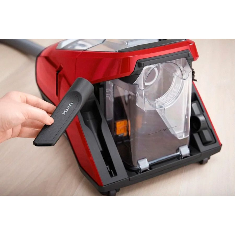 Пылесос Miele Blizzard CX1 Cat&Dog PowerLine SKCF5 красный