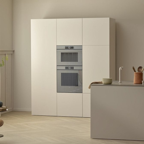 Духовой шкаф V-ZUG Combair V6000 60 черное стекло C6T-21047