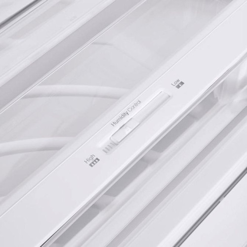 Холодильник Maunfeld MFF200NFBG