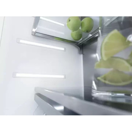 Встраиваемый холодильник Miele K2902Vi