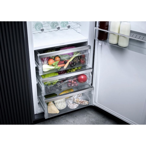 Холодильник Miele K 7747 С