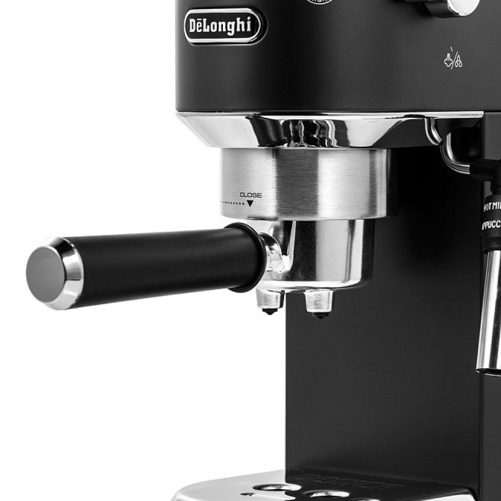 Кофеварка рожковая DeLonghi EC 685.BK