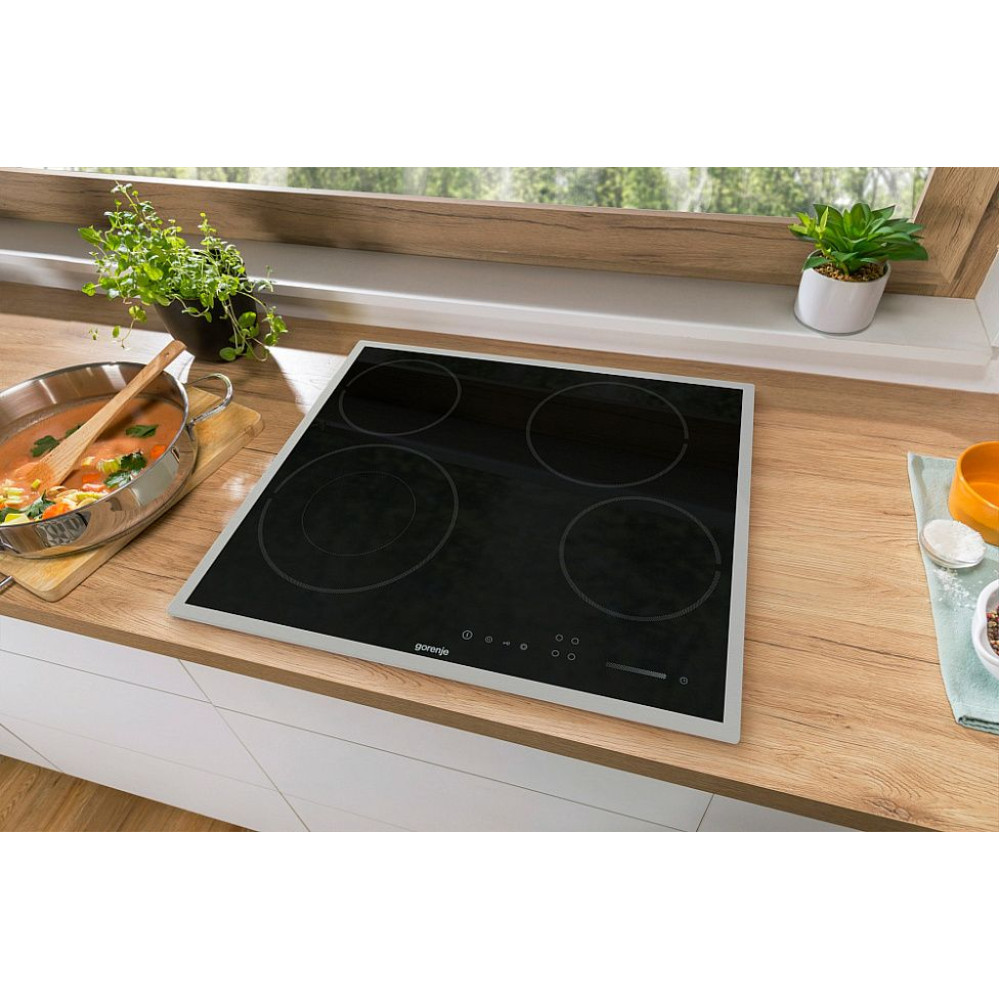 Стеклокерамическая панель Gorenje ECS642BXE