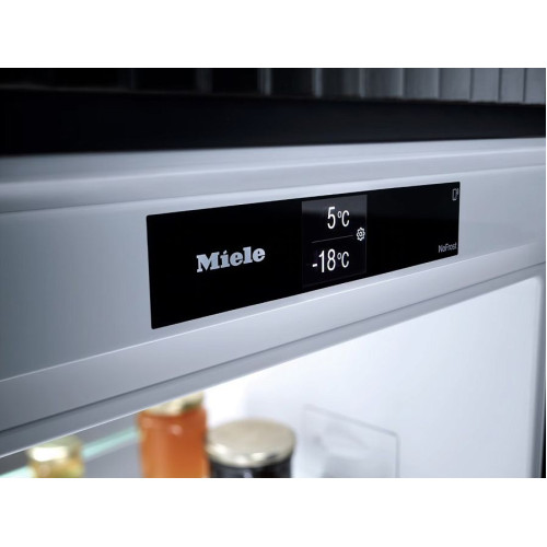 Холодильник Miele KFN 7785 C