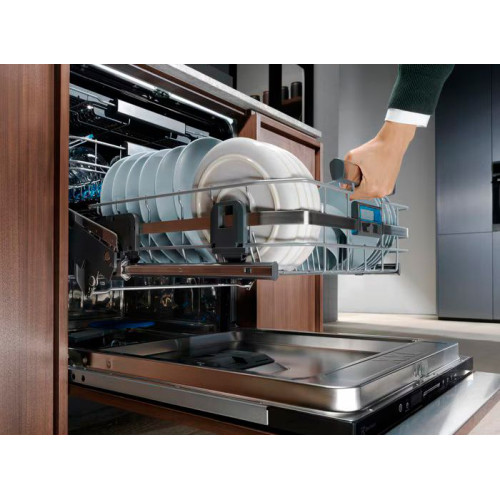 Посудомоечная машина Electrolux EEC67310L